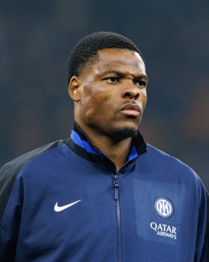 Denzel Dumfries UEFA Şampiyonlar Ligi maçında Internazionale Milano ve Arsenal FC (Maciej Rogowski)