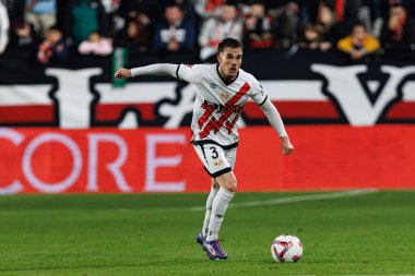Josep Chavarria, Estadio de Vallecas 'taki Rayo Vallecano ve UD Las Palmas (Maciej Rogowski) takımları arasında LaLiga EA SPORTS maçı sırasında görüldü.)