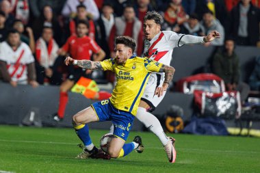 Viti Rozada, Andrei Ratiu, Estadio de Vallecas 'taki Rayo Vallecano ve UD Las Palmas takımları arasında oynanan LaLiga EA SPORTS maçı sırasında görüldü (Maciej Rogowski)
