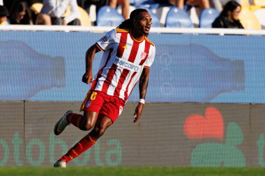 Estadio Antonio Coimbra da Mota 'da (Maciej Rogowski) GD Estoril Praia ve AVS Futebol SAD takımları arasında Liga Portekiz maçı sırasında Vasco Lopes görüldü.)