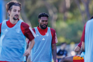 Cristian Castro Devenish, Liga Portekiz maçı sırasında GD Estoril Praia ve AVS Futebol SAD takımları arasında Estadio Antonio Coimbra da Mota 'da görüldü (Maciej Rogowski)