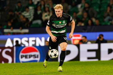 Conrad Harder, UEFA Şampiyonlar Ligi maçında Sporting CP ve Arsenal FC takımları arasında görüldü (Maciej Rogowski) 