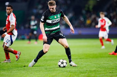 Viktor Gyokeres UEFA Şampiyonlar Ligi maçında CP ve Arsenal FC takımları arasında görüldü (Maciej Rogowski) 