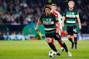 Hidemasa Morita, UEFA Şampiyonlar Ligi maçında Sporting CP ve Arsenal FC takımları arasında görüldü (Maciej Rogowski) 