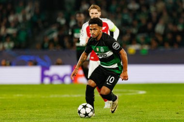 Marcus Edwards UEFA Şampiyonlar Ligi maçında Sporting CP ve Arsenal FC takımları arasında görüldü (Maciej Rogowski) 