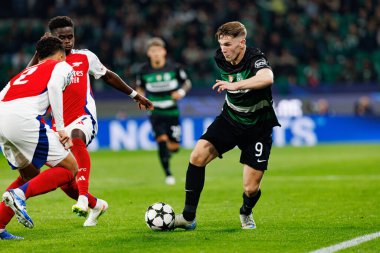 Viktor Gyokeres UEFA Şampiyonlar Ligi maçında CP ve Arsenal FC takımları arasında görüldü (Maciej Rogowski) 
