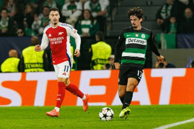 Gabriel Martinelli, Francisco Trincao UEFA Şampiyonlar Ligi maçında Sporting CP ve Arsenal FC takımları arasında görüldü (Maciej Rogowski) 