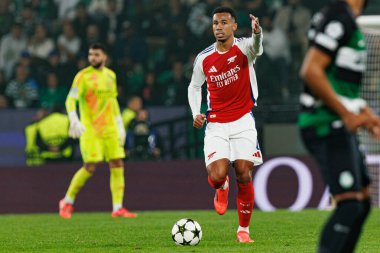 Gabriel Magalhaes UEFA Şampiyonlar Ligi maçında Sporting CP ve Arsenal FC takımları arasında görüldü (Maciej Rogowski) 