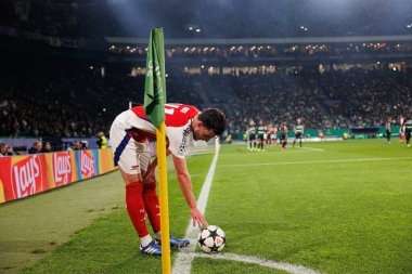 Declan Rice UEFA Şampiyonlar Ligi maçında Sporting CP ve Arsenal FC takımları arasında görüldü (Maciej Rogowski) 