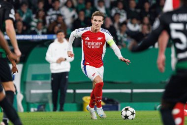 Martin Odegaard, UEFA Şampiyonlar Ligi maçında Sporting CP ve Arsenal FC takımları arasında görüldü (Maciej Rogowski) 