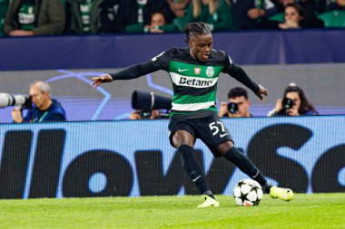 Geovany Quenda UEFA Şampiyonlar Ligi maçında Sporting CP ve Arsenal FC takımları arasında görüldü (Maciej Rogowski) 