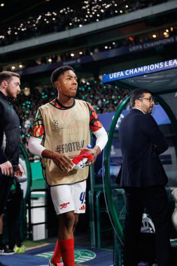 Myles Lewis-Skelly, UEFA Şampiyonlar Ligi maçında CP ve Arsenal FC takımları arasında görüldü (Maciej Rogowski) 