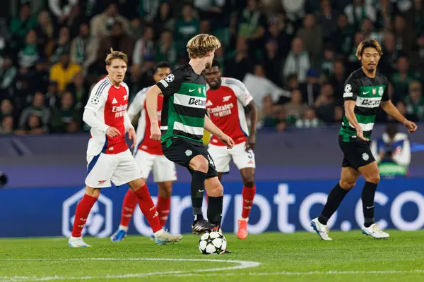 Morten Hjulmand, UEFA Şampiyonlar Ligi maçında CP ve Arsenal FC takımları arasında görüldü (Maciej Rogowski) 