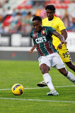 Jovane Cabral, Dudu Liga Portekiz maçı sırasında Estrela Amadora ve CD Nacional takımları arasında Estadio Jose Gomes (Maciej Rogowski)