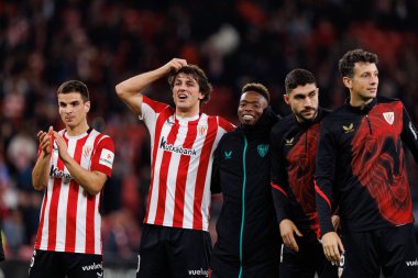 Inigo Ruiz de Galarreta, Unai Gomez, Alvaro Djalo LaLiga EA Spor Maçı sırasında Estadio de San Mames 'deki Real Madrid FC takımları arasında görüldü (Maciej Rogowski)