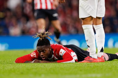 Nico Williams, Estadio de San Mames 'teki Athletic Club ve Real Madrid FC takımları arasında oynanan LaLiga EA SPORTS maçı sırasında görüldü (Maciej Rogowski)
