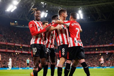 Atletizm Takımı, Estadio de San Mames 'teki LaLiga EA Spor Kulübü ve Real Madrid FC takımları arasında oynanan maçta Alex Berenguer' den gol üstüne gol atarken görüldü (Maciej Rogowski)