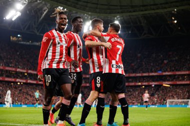 Atletizm Takımı, Estadio de San Mames 'teki LaLiga EA Spor Kulübü ve Real Madrid FC takımları arasında oynanan maçta Alex Berenguer' den gol üstüne gol atarken görüldü (Maciej Rogowski)