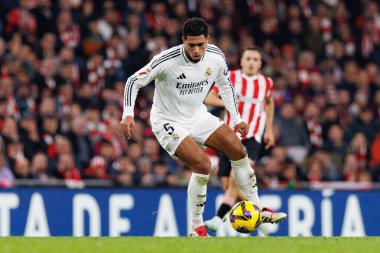 Jude Bellingham, Estadio de San Mames 'te Atletizm Kulübü ve Real Madrid FC takımları arasında oynanan LaLiga EA Spor Maçı sırasında görüldü (Maciej Rogowski)