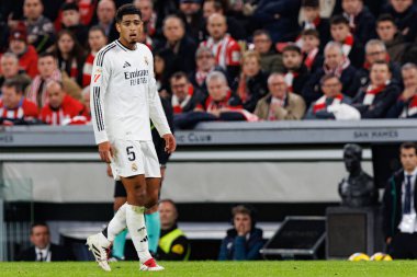 Jude Bellingham, Estadio de San Mames 'te Atletizm Kulübü ve Real Madrid FC takımları arasında oynanan LaLiga EA Spor Maçı sırasında görüldü (Maciej Rogowski)