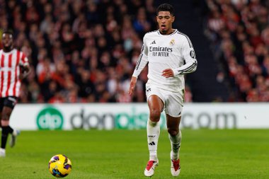 Jude Bellingham, Estadio de San Mames 'te Atletizm Kulübü ve Real Madrid FC takımları arasında oynanan LaLiga EA Spor Maçı sırasında görüldü (Maciej Rogowski)