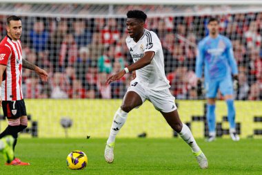 Aurelien Tchouameni, LaLiga EA SPORTS maçı sırasında Estadio de San Mames 'deki Real Madrid FC takımları arasında görüldü (Maciej Rogowski)