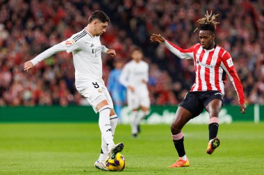 Federico Valverde, Nico Williams LaLiga EA SPORTS maçı sırasında Estadio de San Mames 'deki Real Madrid FC takımları arasında görüldü (Maciej Rogowski)