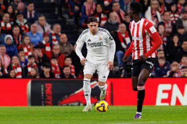 Federico Valverde, Estadio de San Mames 'deki Athletic Club ve Real Madrid FC takımları arasında oynanan LaLiga EA SPORTS maçı sırasında görüldü (Maciej Rogowski)