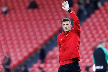 Julen Agirrezabala LaLiga EA SPORTS maçı sırasında Estadio de San Mames 'deki Real Madrid FC takımları arasında görüldü (Maciej Rogowski)