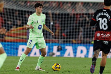 RCD Mallorca ve FC Barcelona (Maciej Rogowski) takımları arasında LaLiga EA SPORTS maçı sırasında Pau Cubarsi görüldü)