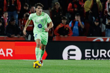 RCD Mallorca ve FC Barcelona (Maciej Rogowski) takımları arasında LaLiga EA SPORTS maçı sırasında Pau Cubarsi görüldü)