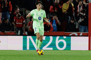 RCD Mallorca ve FC Barcelona (Maciej Rogowski) takımları arasında LaLiga EA SPORTS maçı sırasında Pau Cubarsi görüldü)