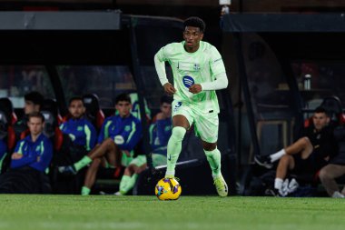 Alejandro Balde, RCD Mallorca ve FC Barcelona (Maciej Rogowski) takımları arasında LaLiga EA SPORTS maçı sırasında görüldü.)