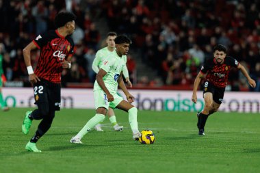 Lamine Yamal, LaLiga EA SPORTS maçı sırasında RCD Mallorca ve FC Barcelona (Maciej Rogowski)