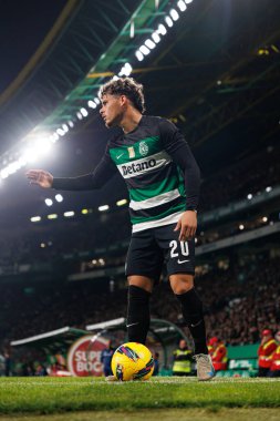 Estadio Jose Alvalade 'de (Maciej Rogowski) Sporting CP ve CD Santa Clara takımları arasında oynanan Liga Portekiz maçı sırasında Maximilian Araujo)
