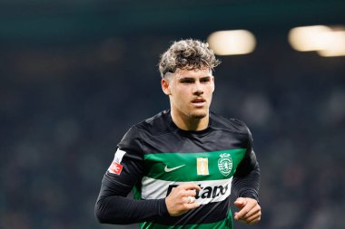 Estadio Jose Alvalade 'de (Maciej Rogowski) Sporting CP ve CD Santa Clara takımları arasında oynanan Liga Portekiz maçı sırasında Maximilian Araujo)