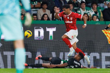 Cin Catamo, Diogo Calila Liga Portekiz maçı sırasında Estadio Jose Alvalade 'de (Maciej Rogowski)
