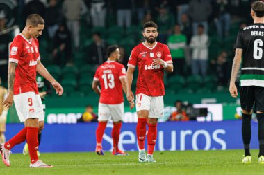 Estadio Jose Alvalade 'de (Maciej Rogowski) Sporting CP ve CD Santa Clara takımları arasında oynanan Liga Portekiz maçı sırasında Gustavo Klismahn)