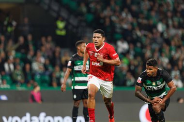 Estadio Jose Alvalade 'deki (Maciej Rogowski) Sporting CP ve CD Santa Clara takımları arasında oynanan Liga Portekiz maçında gol attıktan sonra Vinicius Lopes kutlama yapıyor.)