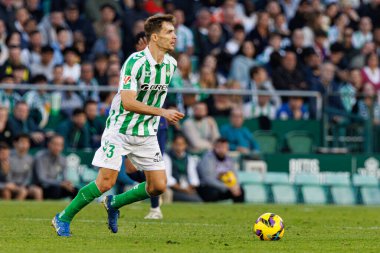 Diego Llorente, Real Betis Balompie ve FC Barcelona takımları arasında LaLiga EASPORTS maçında Estadio Benito Villamarin (Maciej Rogowski)