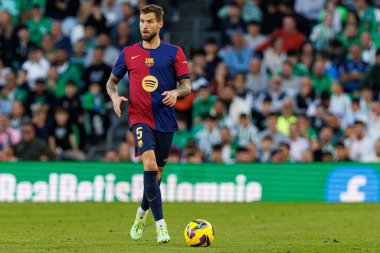 Inigo Martinez, Real Betis Balompie ve FC Barcelona takımları arasında LaLiga EASPORTS maçında Estadio Benito Villamarin (Maciej Rogowski)