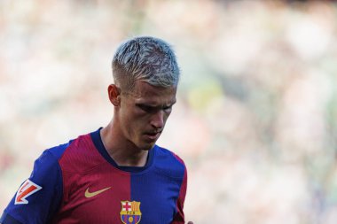Dani Olmo, LaLiga EASPORTS maçı sırasında Estadio Benito Villamarin 'de Real Betis Balompie ve FC Barcelona takımları arasında görüldü (Maciej Rogowski)