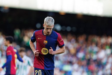 Dani Olmo, LaLiga EASPORTS maçı sırasında Estadio Benito Villamarin 'de Real Betis Balompie ve FC Barcelona takımları arasında görüldü (Maciej Rogowski)