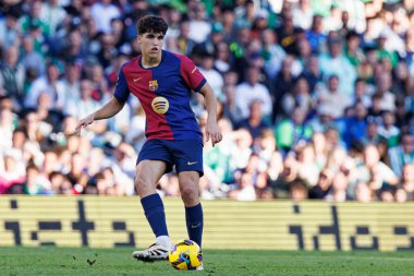 Pau Cubarsi, Real Betis Balompie ve FC Barcelona takımları arasında LaLiga EASPORTS maçında Estadio Benito Villamarin (Maciej Rogowski)