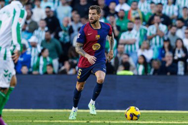 Inigo Martinez, Real Betis Balompie ve FC Barcelona takımları arasında LaLiga EASPORTS maçında Estadio Benito Villamarin (Maciej Rogowski)