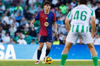 Pau Cubarsi, Real Betis Balompie ve FC Barcelona takımları arasında LaLiga EASPORTS maçında Estadio Benito Villamarin (Maciej Rogowski)
