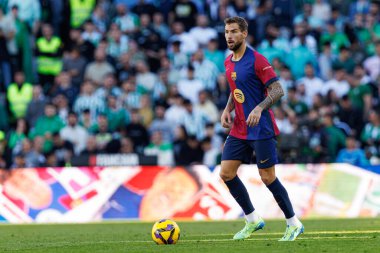 Inigo Martinez, Real Betis Balompie ve FC Barcelona takımları arasında LaLiga EASPORTS maçında Estadio Benito Villamarin (Maciej Rogowski)