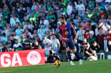 Inigo Martinez, Real Betis Balompie ve FC Barcelona takımları arasında LaLiga EASPORTS maçında Estadio Benito Villamarin (Maciej Rogowski)