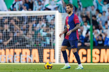 Inigo Martinez, Real Betis Balompie ve FC Barcelona takımları arasında LaLiga EASPORTS maçında Estadio Benito Villamarin (Maciej Rogowski)