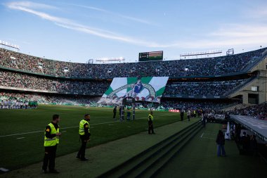 LaLiga EASPORTS maçında Estadio Benito Villamarin 'de Real Betis Balompie ve FC Barcelona takımları arasında görülen stadyum.)